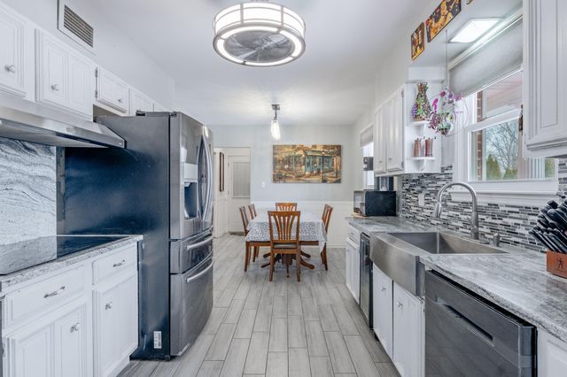 6344 Garfield Street, Merrillville, IN 46410