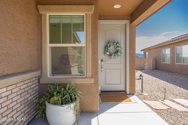 6815 E Paseo De Villalobos, Tucson, AZ 85756