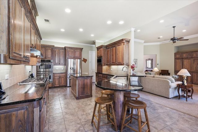 2990 Lakeside Drive, Highland Village, TX 75077