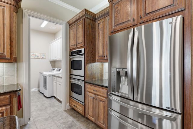 2990 Lakeside Drive, Highland Village, TX 75077