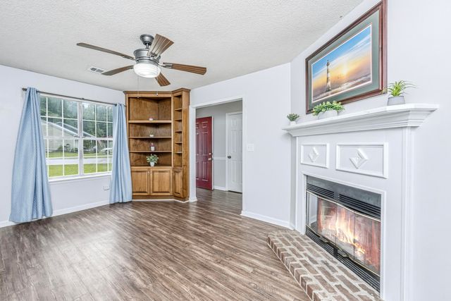 106 Jigsaw Road, Summerville, SC 29485