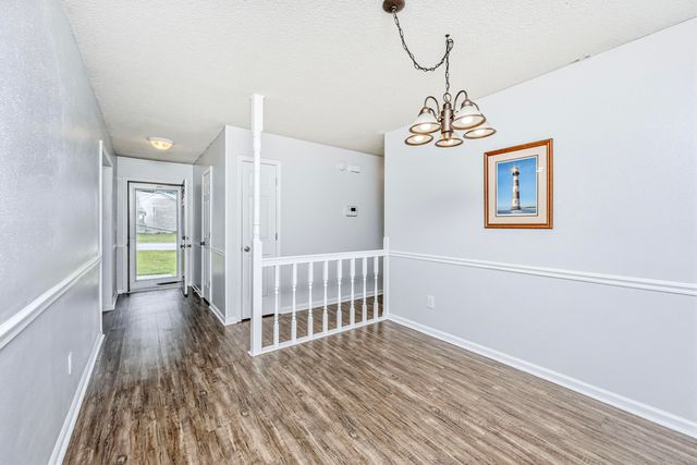 106 Jigsaw Road, Summerville, SC 29485