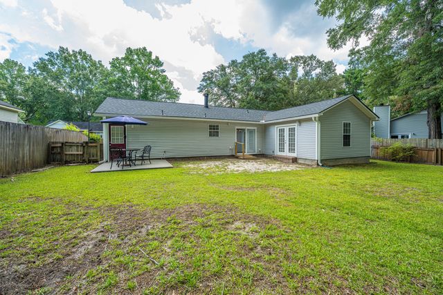 106 Jigsaw Road, Summerville, SC 29485