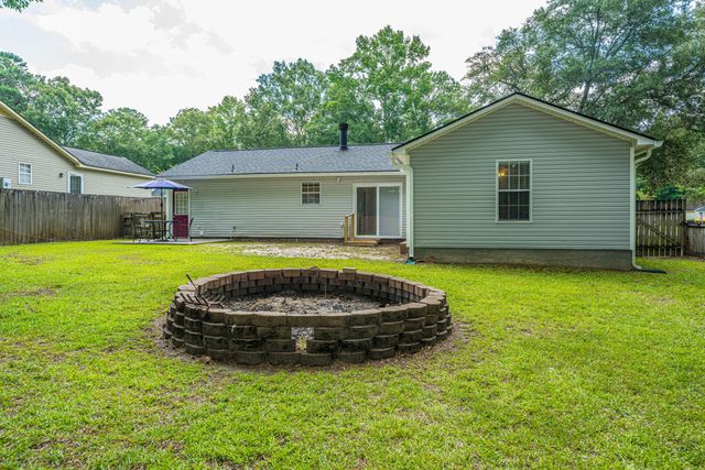 106 Jigsaw Road, Summerville, SC 29485