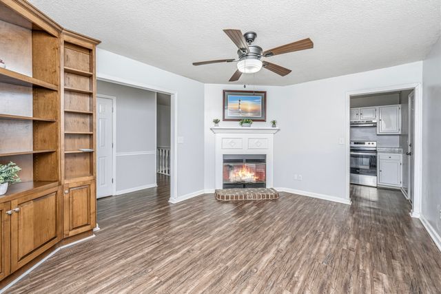 106 Jigsaw Road, Summerville, SC 29485