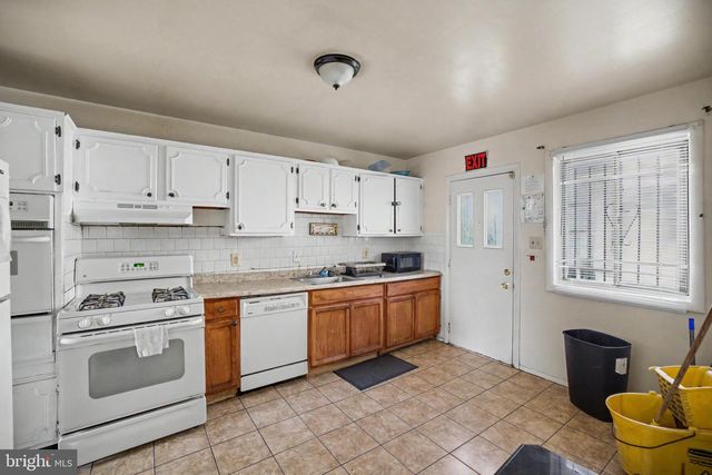 2213 EVARTS ST NE, Washington, DC 20018