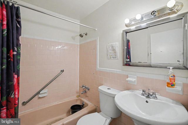 2213 EVARTS ST NE, Washington, DC 20018