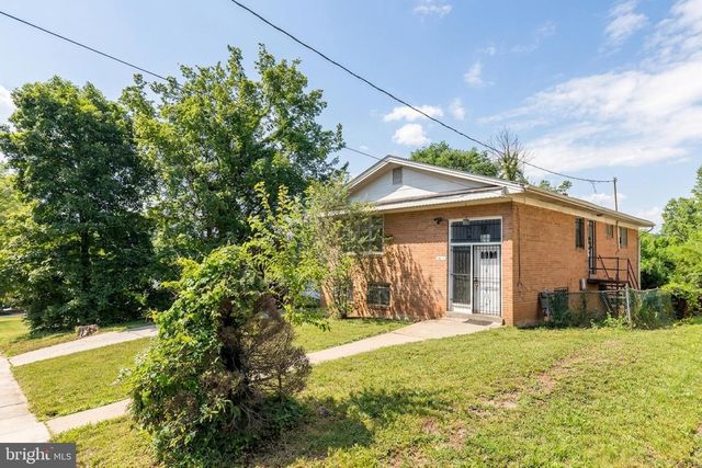 2213 EVARTS ST NE, Washington, DC 20018