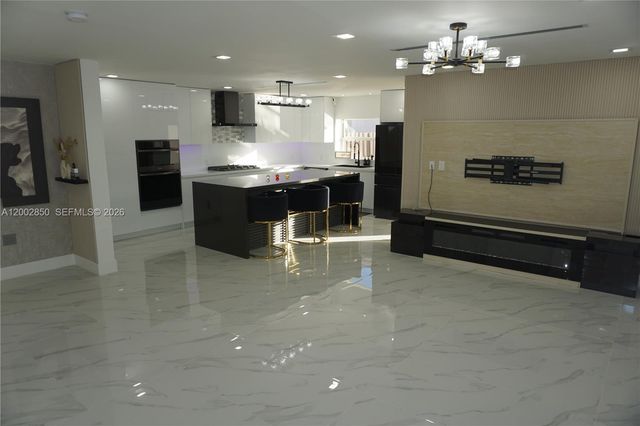 15614 SW 110th Ter, Miami, FL 33196