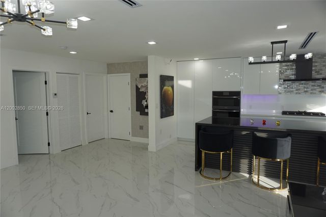 15614 SW 110th Ter, Miami, FL 33196