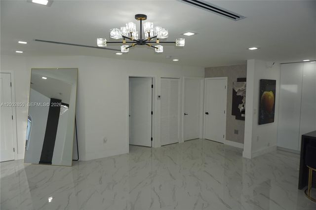 15614 SW 110th Ter, Miami, FL 33196