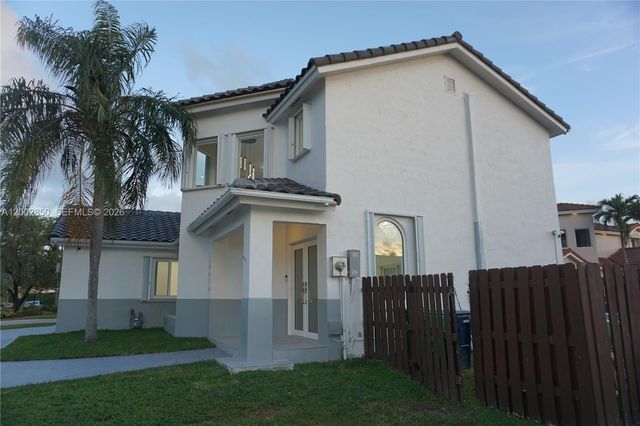 15614 SW 110th Ter, Miami, FL 33196