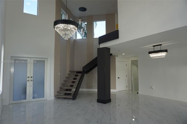 15614 SW 110th Ter, Miami, FL 33196