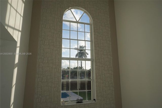 15614 SW 110th Ter, Miami, FL 33196