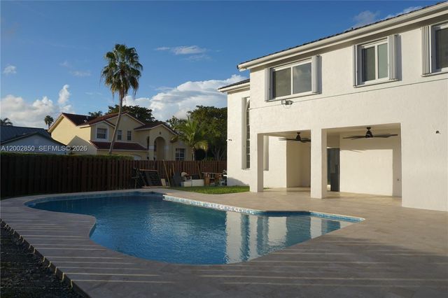 15614 SW 110th Ter, Miami, FL 33196