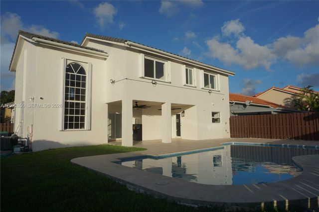 15614 SW 110th Ter, Miami, FL 33196