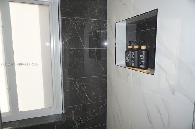 15614 SW 110th Ter, Miami, FL 33196