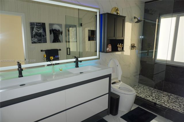 15614 SW 110th Ter, Miami, FL 33196