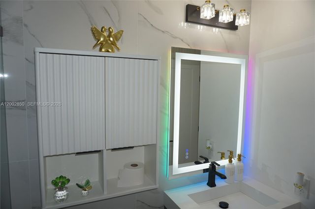 15614 SW 110th Ter, Miami, FL 33196