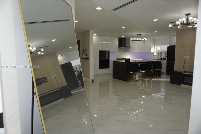 15614 SW 110th Ter, Miami, FL 33196