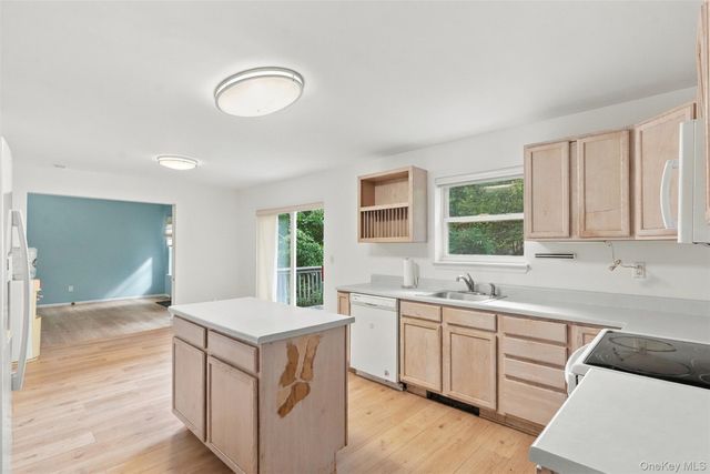 16 Cambridge Circle, Monroe, NY 10950