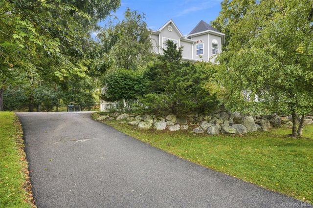 16 Cambridge Circle, Monroe, NY 10950