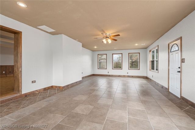 2702 Rambo Circle, Lavaca, AR 72941