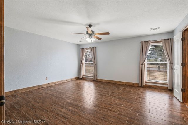 2702 Rambo Circle, Lavaca, AR 72941