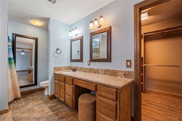 2702 Rambo Circle, Lavaca, AR 72941