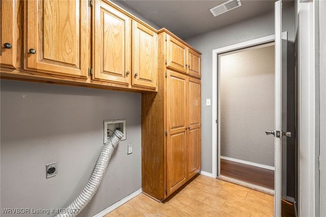 2702 Rambo Circle, Lavaca, AR 72941