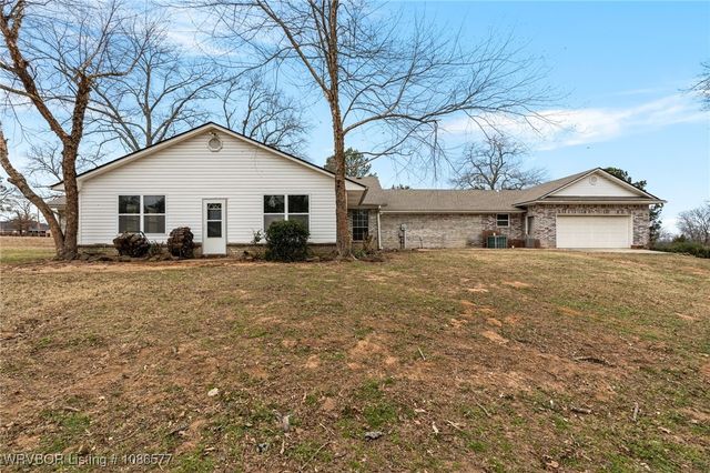 2702 Rambo Circle, Lavaca, AR 72941