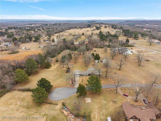 2702 Rambo Circle, Lavaca, AR 72941