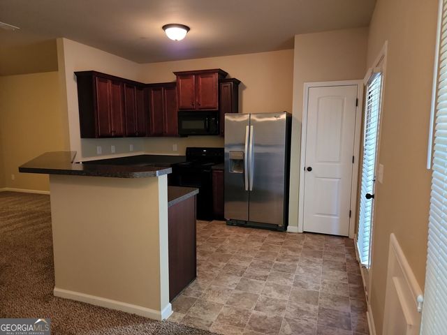 628 Oakside Place, Acworth, GA 30102