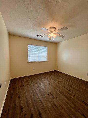 1522 Glasholm Drive, Houston, TX 77073