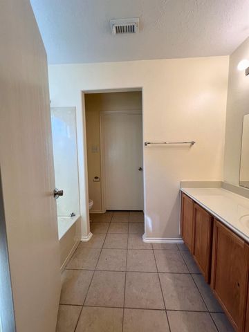 1522 Glasholm Drive, Houston, TX 77073