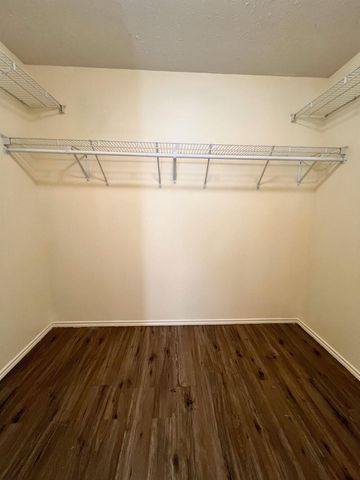 1522 Glasholm Drive, Houston, TX 77073