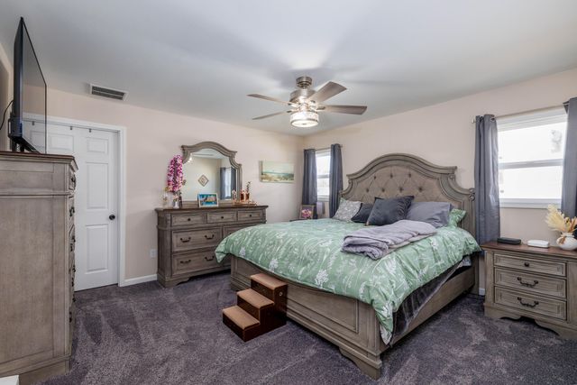 315 W Railroad Street, Kentland, IN 47951