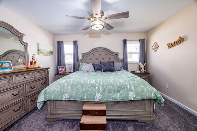 315 W Railroad Street, Kentland, IN 47951