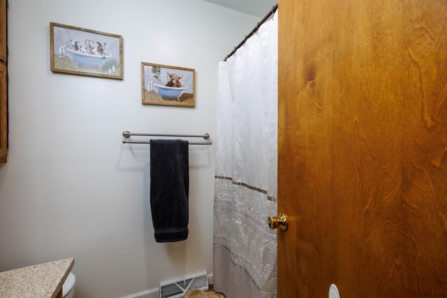 315 W Railroad Street, Kentland, IN 47951