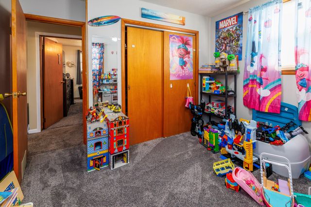 315 W Railroad Street, Kentland, IN 47951