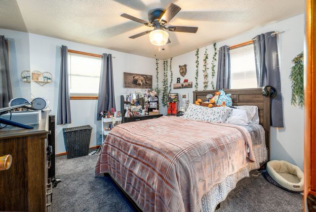 315 W Railroad Street, Kentland, IN 47951