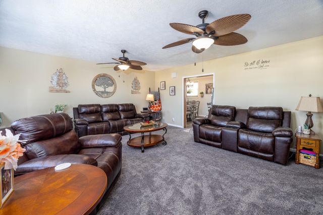 315 W Railroad Street, Kentland, IN 47951