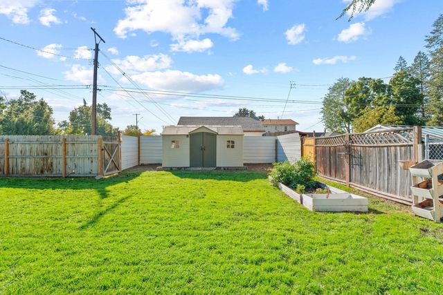 1528 E Cataldo Ave, Spokane, WA 99202