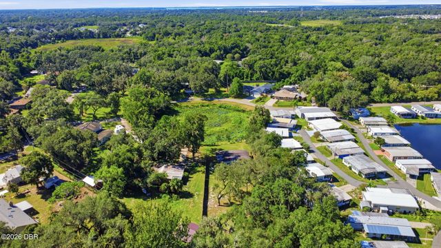 10345 N Haines Creek Road, Leesburg, FL 34788