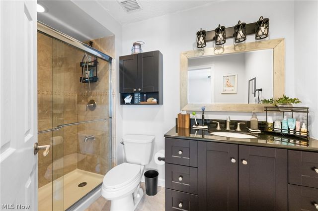 8979 Bluejay Lane, Mentor, OH 44060