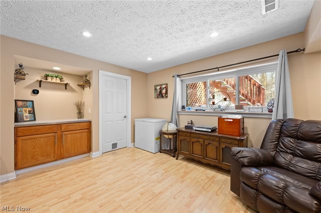 8979 Bluejay Lane, Mentor, OH 44060