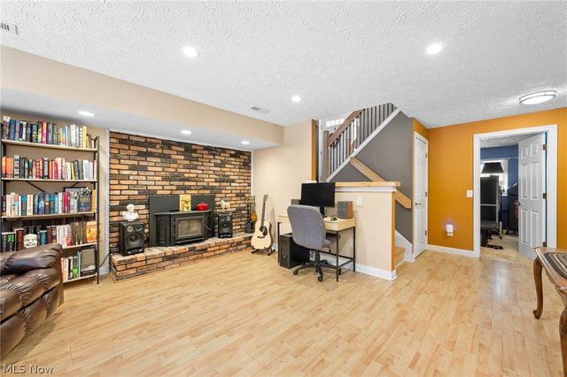 8979 Bluejay Lane, Mentor, OH 44060