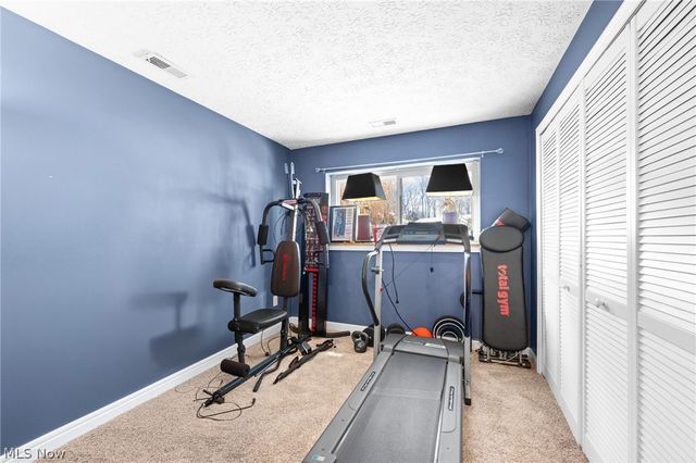 8979 Bluejay Lane, Mentor, OH 44060