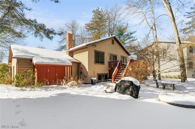 8979 Bluejay Lane, Mentor, OH 44060