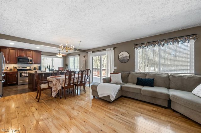 8979 Bluejay Lane, Mentor, OH 44060